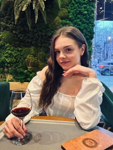 Ева